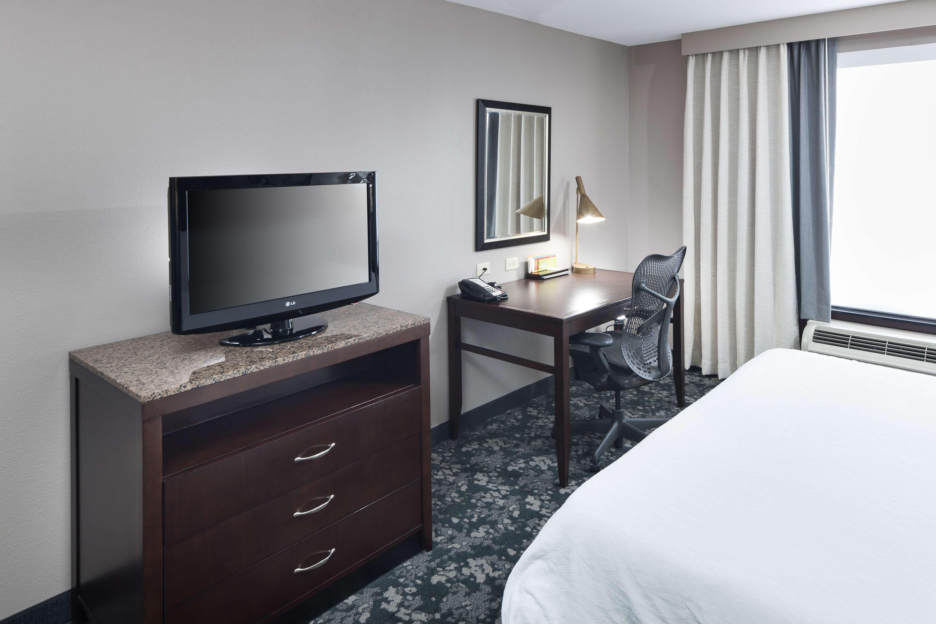 Hilton Garden Inn Cincinnati/Мейсон Экстерьер фото
