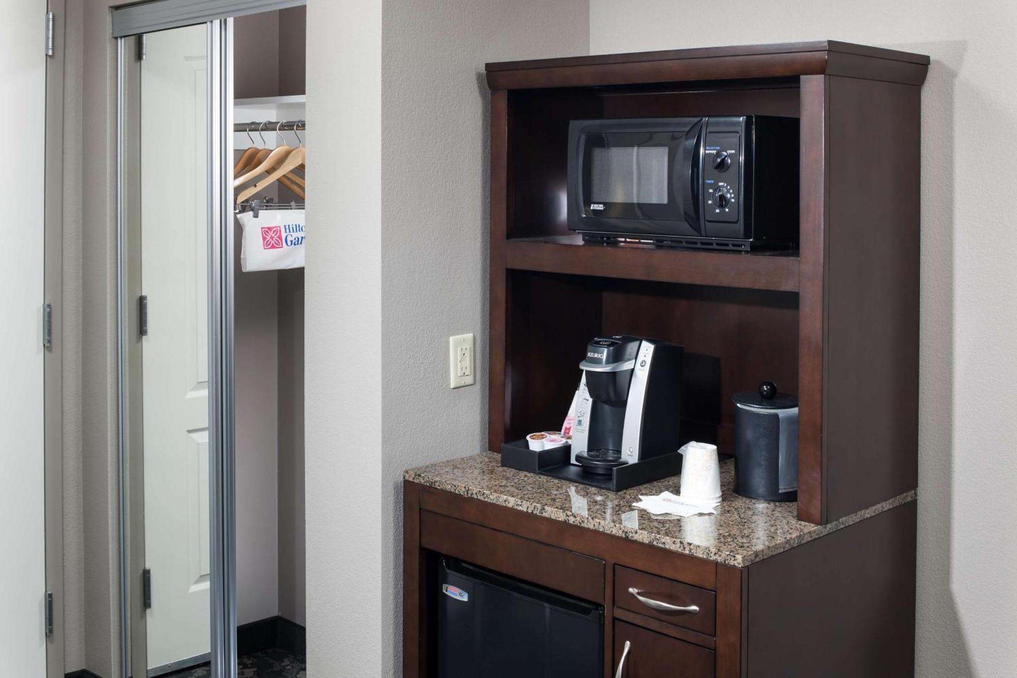 Hilton Garden Inn Cincinnati/Мейсон Экстерьер фото