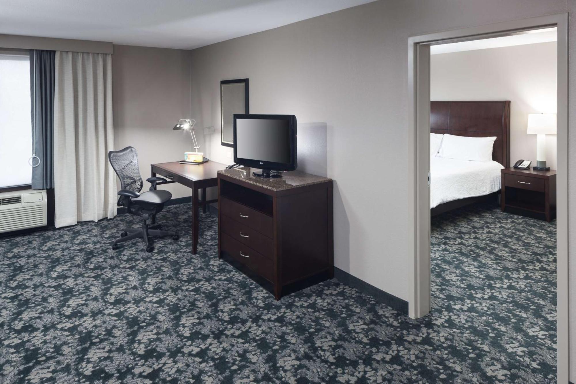 Hilton Garden Inn Cincinnati/Мейсон Экстерьер фото